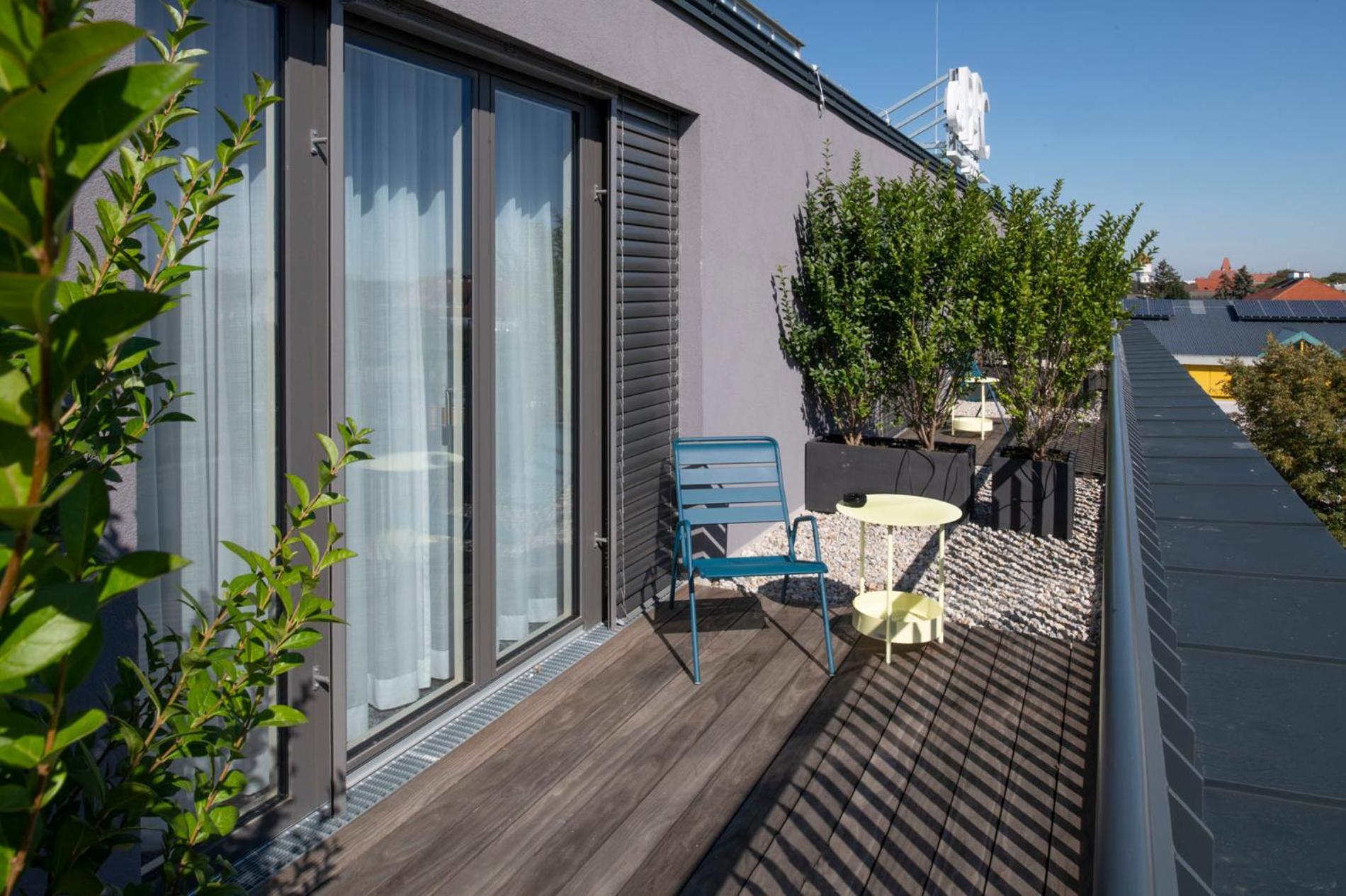 Hotel Le Parc Βίνερ Νόιστατ Εξωτερικό φωτογραφία